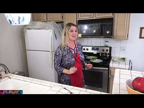 ❤️ A madrasta a ordenhá-lo na cozinha antes do seu encontro ❤❌ Sexo vídeo em nós pt.xxxdeutschepornos.ru
