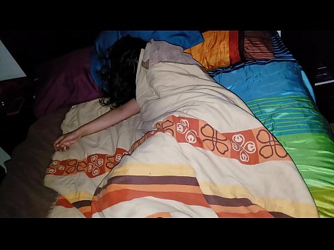 ❤️ Stepson berating a sua jovem madrasta enquanto ela dorme. ❤❌ Sexo vídeo em nós pt.xxxdeutschepornos.ru